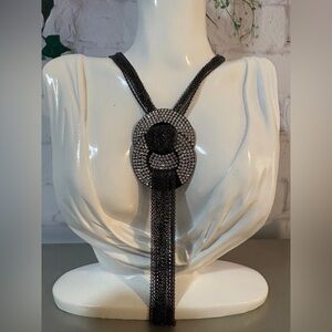 High end European made Elegant Black and Silver Necklace🖤🩶